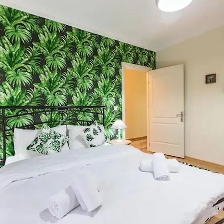 Villa Gorgeous With Private Pool In Istanbul, *