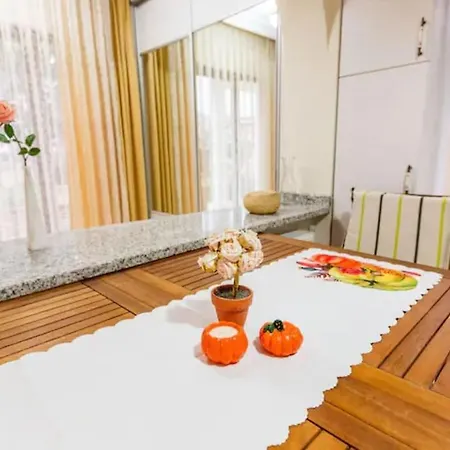 Gorgeous With Private Pool In Istanbul, Villa Ağva