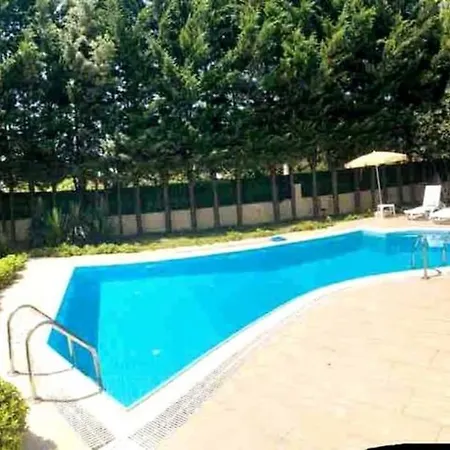 Villa Gorgeous With Private Pool In Istanbul,