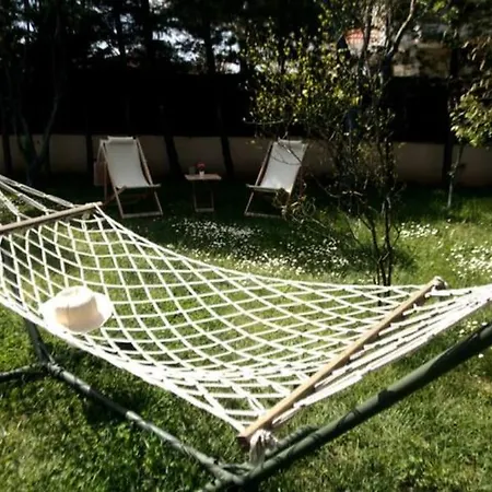 Gorgeous With Private Pool In Istanbul, Villa