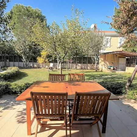 Gorgeous With Private Pool In Istanbul, Villa *
